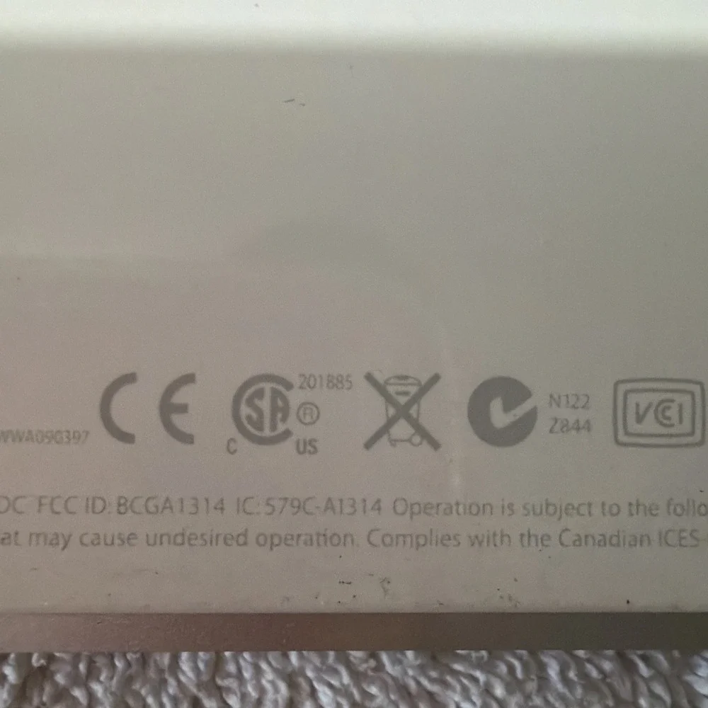 Apple Magic Keyboard A1314 Bluetooth Wireless Mac Aluminum White QWERTY